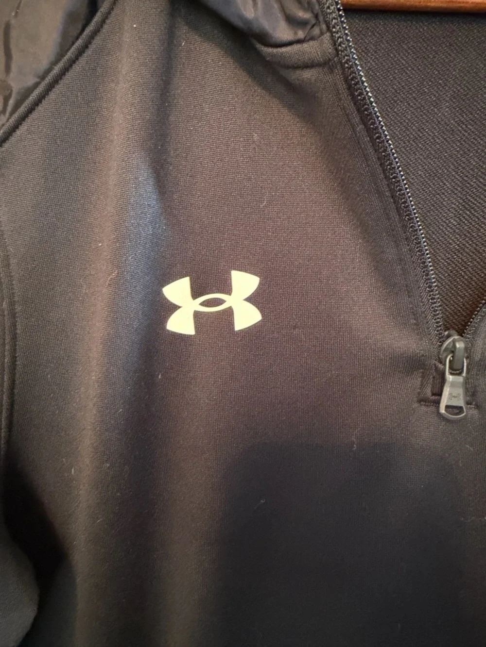 Jordan Men’s Black Short-Sleeve Hooded Performance Jacket